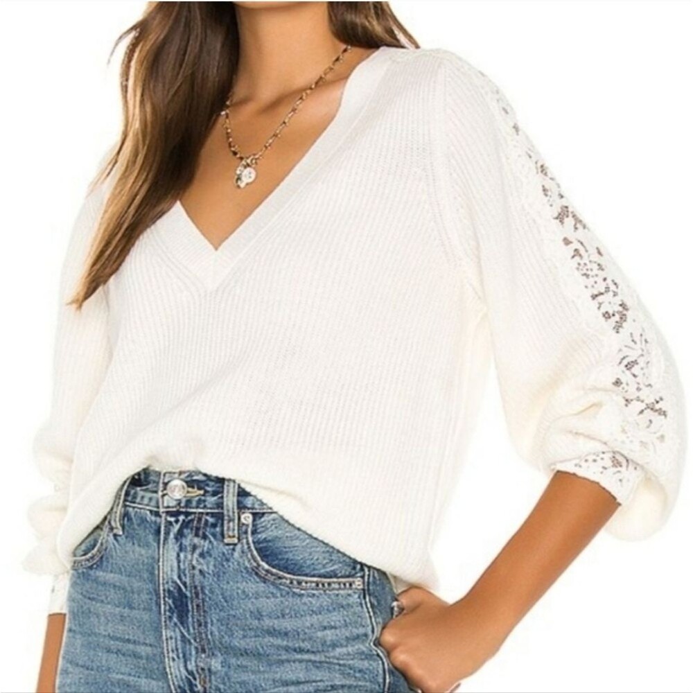 Saylor Antoinette White Lace Detail V-Neck  Wool Sweater Size XS Chic Preppy